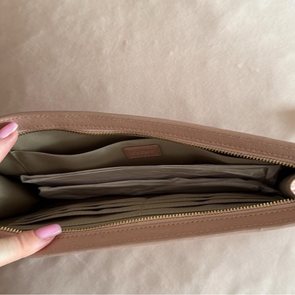 Furla NWT Tan Clutch - Picture 4 of 8